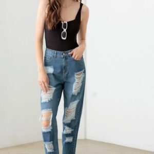 Destroyed High Waist Mom Style Fit Jeans